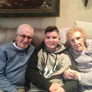 Meet your Posher, Devan